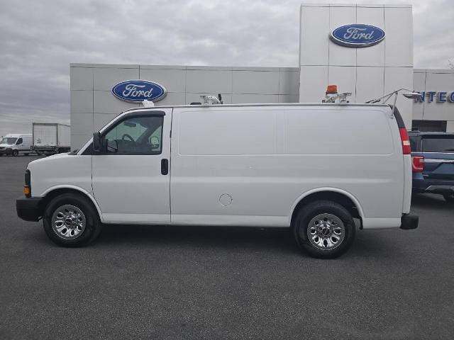 2013 GMC Savana Cargo Van