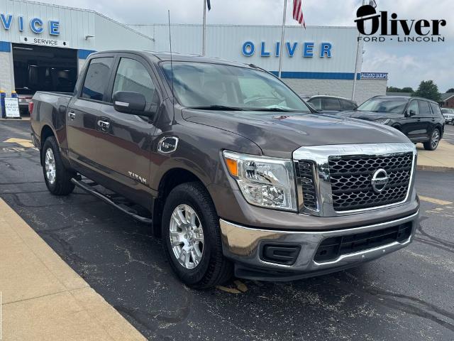 2017 Nissan Titan
