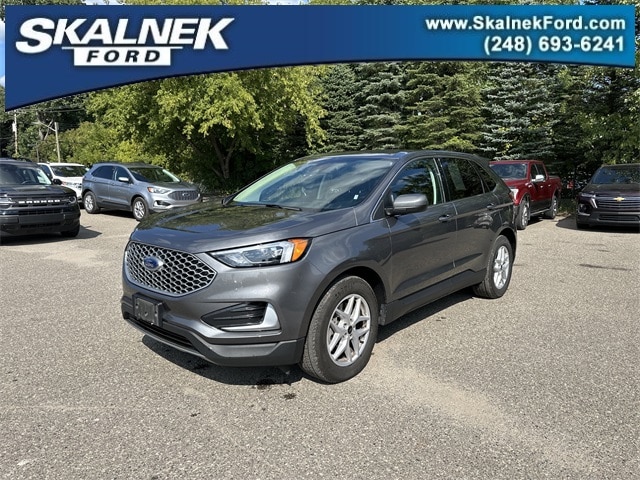 2023 Ford Edge