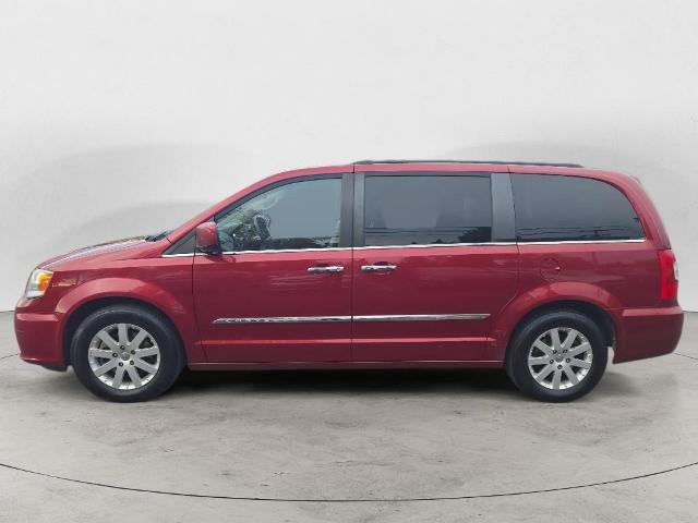 Used 2014 Chrysler Town & Country Touring with VIN 2C4RC1BG9ER453495 for sale in Ypsilanti, MI