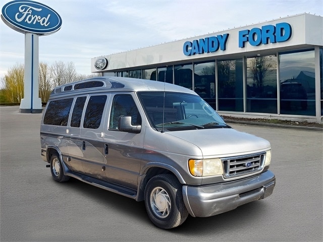 2003 Ford Econoline Cargo Van