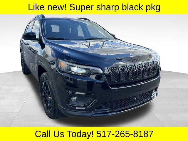 2023 Jeep Cherokee Altitude Lux