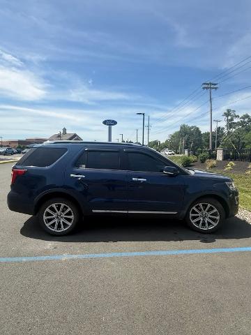 Used 2016 Blue Jeans Metallic Ford Limited image 15