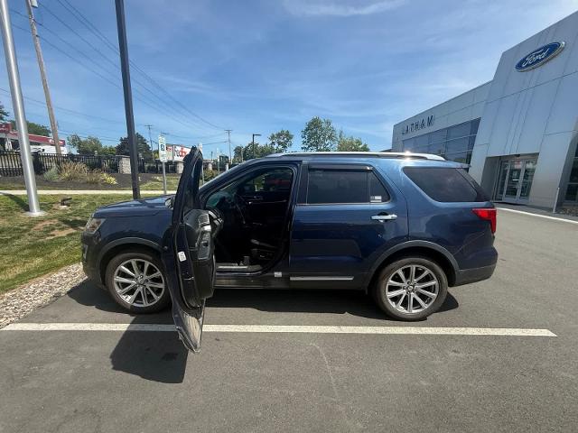 Used 2016 Blue Jeans Metallic Ford Limited image 17