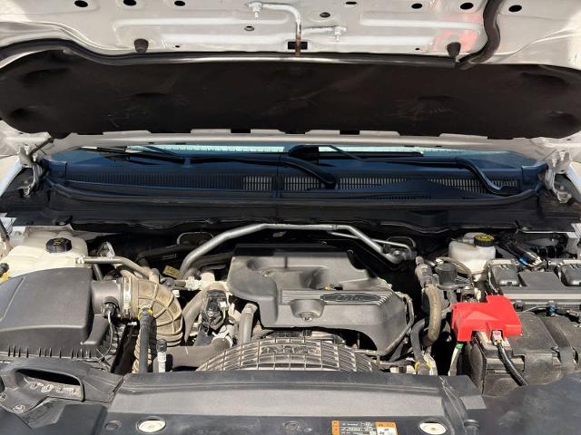 Certified Used 2020 Oxford White Ford XLT image 52