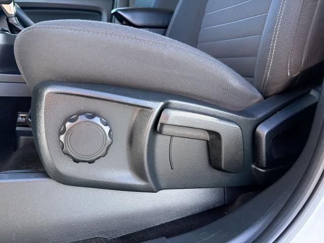 Certified Used 2020 Oxford White Ford XLT image 55