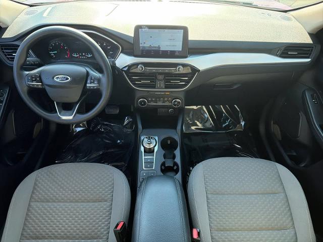 Used 2020 Rapid Red Metallic Tinted Clearcoat Ford SE image 52
