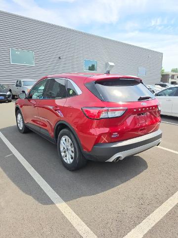 Used 2020 Rapid Red Metallic Tinted Clearcoat Ford SE image 38