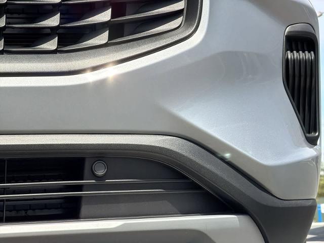 Used 2023 Iconic Silver Metallic Ford Active image 47