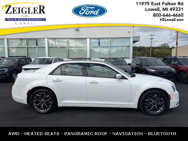 2016 Chrysler 300