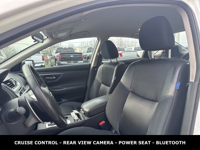 Used 2017 Nissan Altima SR with VIN 1N4AL3APXHC130408 for sale in Lowell, MI