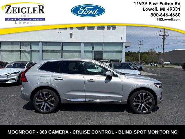 2023 Volvo XC60 B5 Ultimate Bright Theme AWD's photo
