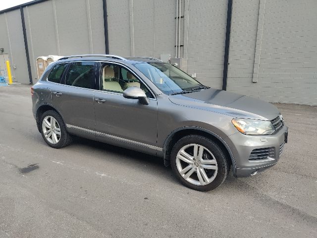 2012 Volkswagen Touareg