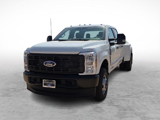 New 2026 White Ford F350 4X4 CREW/C image 29
