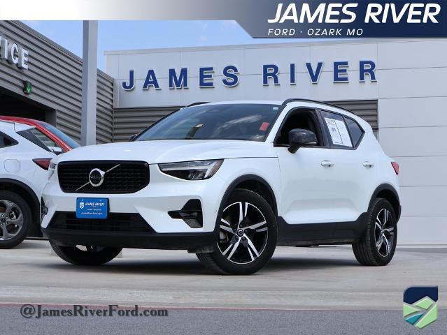 2023 Volvo XC40
