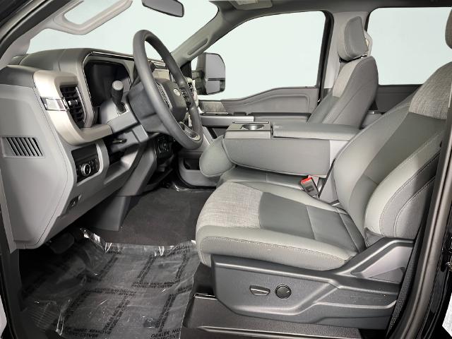 2026 Ford F-350 Super Duty XLT - Photo 31