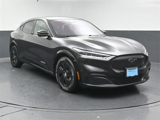 2022 Ford Mustang Mach-e