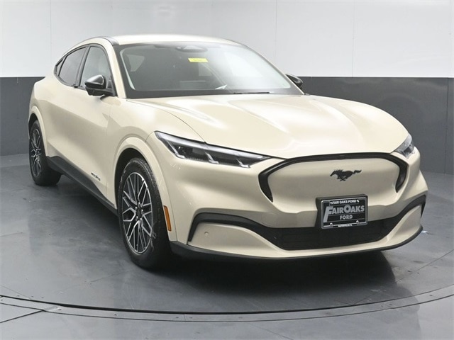 2025 Ford Mustang Mach-e