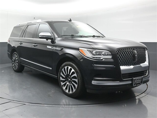 2023 Lincoln Navigator L
