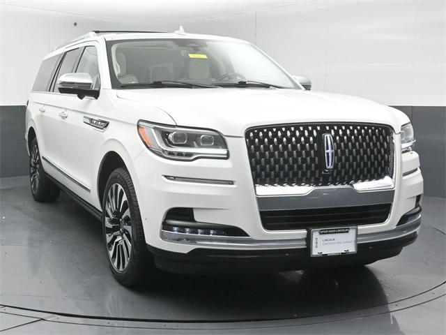 2022 Lincoln Navigator L
