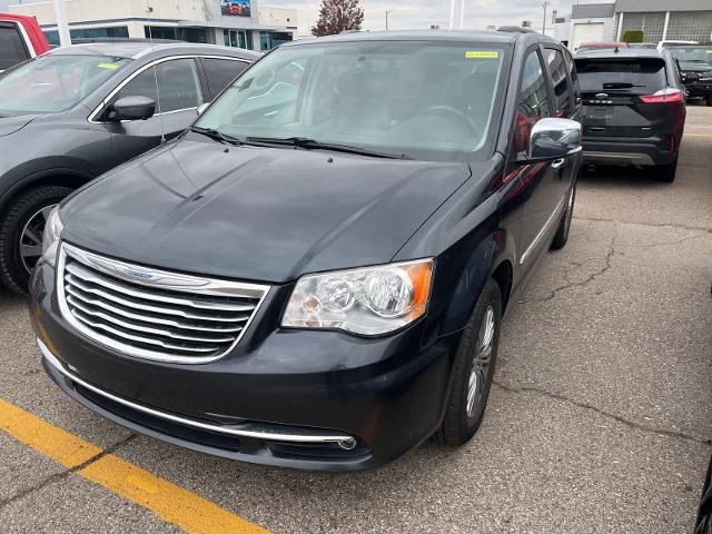 2014 Chrysler Town & Country