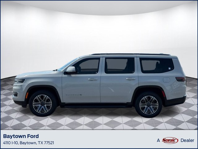 2022 Jeep Wagoneer