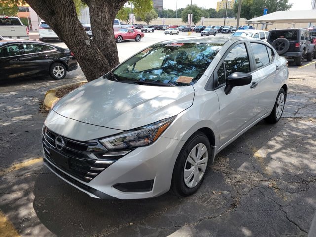2025 Nissan Versa