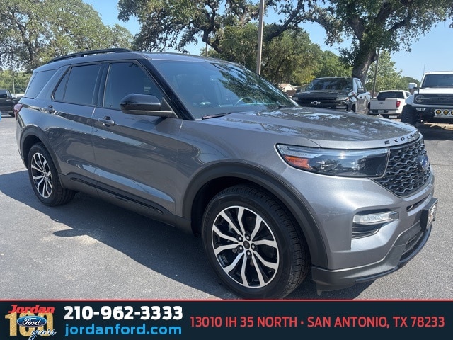2022 Ford Explorer