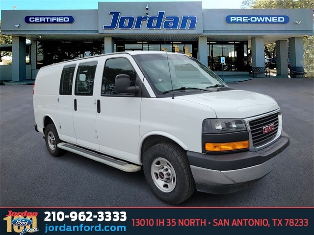 2022 GMC Savana Cargo Van