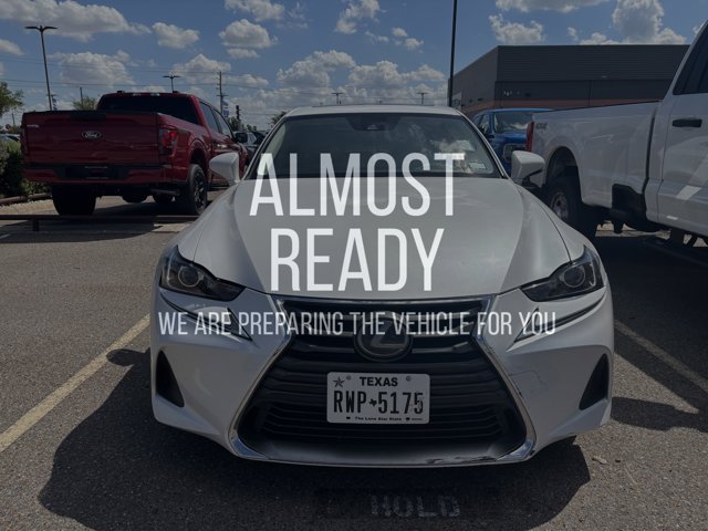 2019 Lexus IS