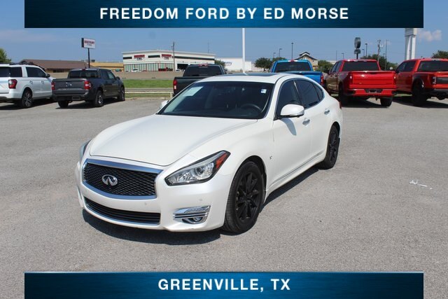 2016 Infiniti Q70