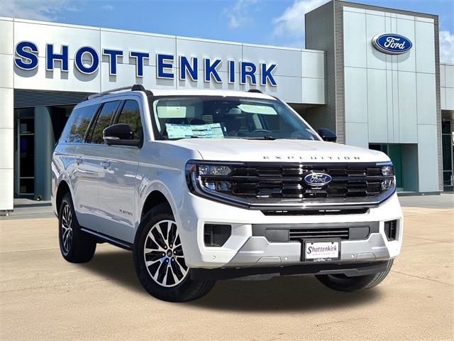 2025 Ford Expedition Platinum's photo