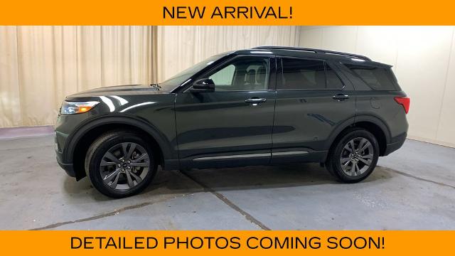 Certified Used 2023 Green Metallic Ford XLT image 58