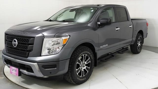 2021 Nissan Titan SV