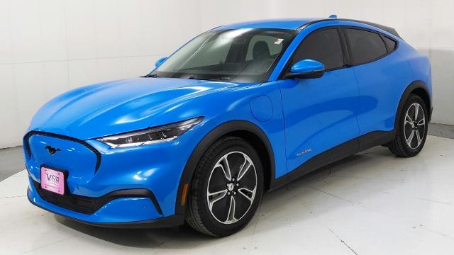 2022 Ford Mustang Mach-E Select