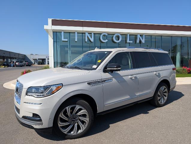 2024 Lincoln Navigator