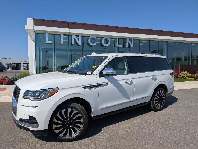 2022 Lincoln Navigator