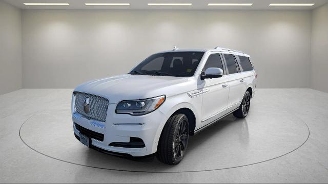 2023 Lincoln Navigator L Reserve