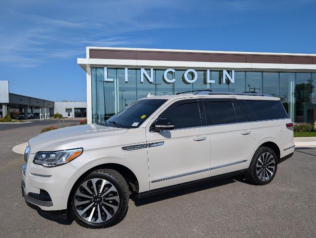 2023 Lincoln Navigator L