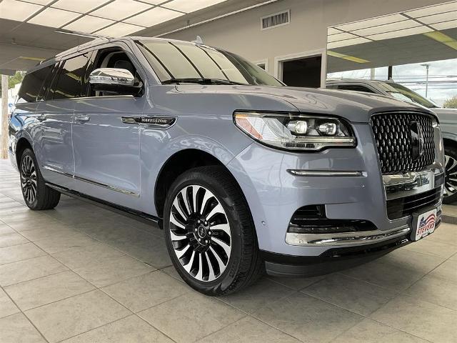 2022 Lincoln Navigator L