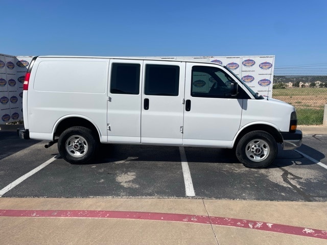 2014 GMC Savana Cargo Van