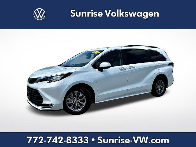 2023 Toyota Sienna
