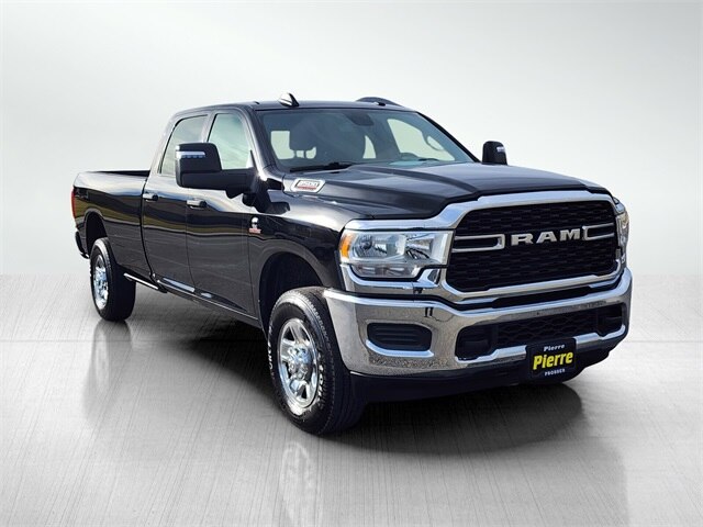 2024 Ram Ram Pickup 3500 Tradesman