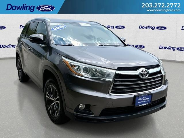 2016 Toyota Highlander