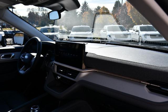 2026 Ford Explorer Active - Photo 15