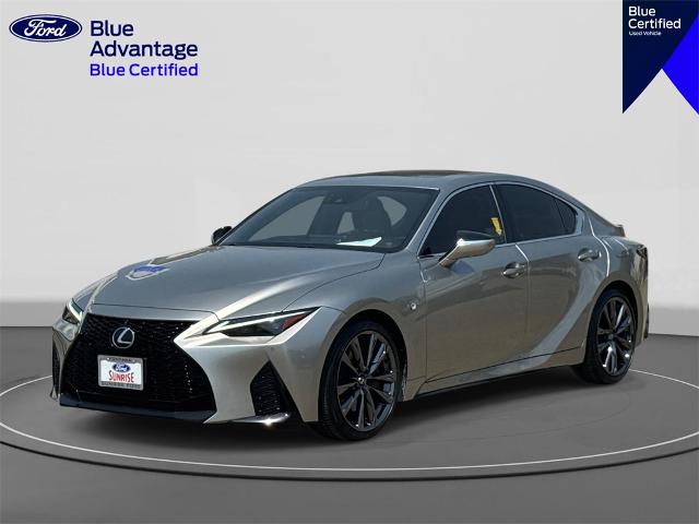 2023 Lexus IS