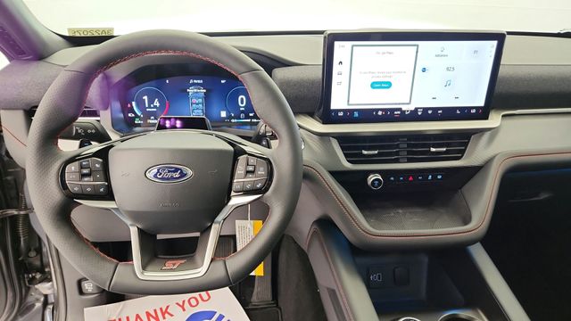 2026 Ford Explorer ST - Photo 41