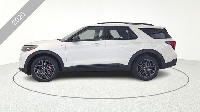 New 2026 Star White Metallic Tri-Coat Ford ST-Line image 30