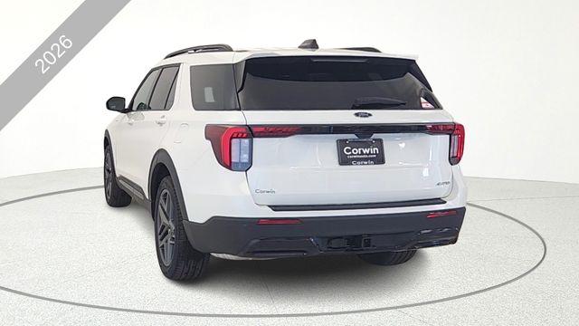 New 2026 Star White Metallic Tri-Coat Ford ST-Line image 32