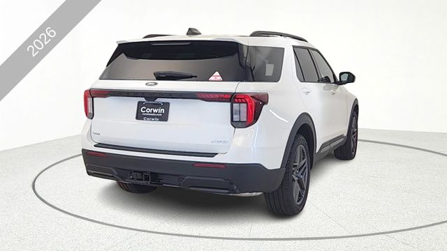 New 2026 Star White Metallic Tri-Coat Ford ST-Line image 33